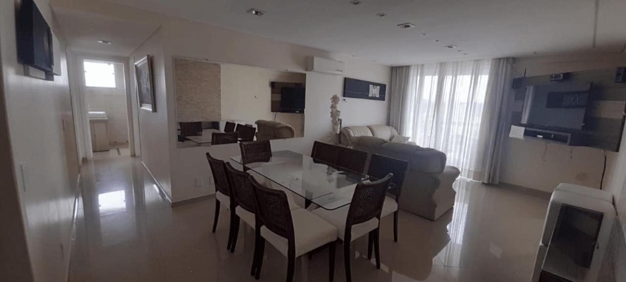 Lindo Apartamento No Coracao Da Cidade - Apartamento Inteiro Ou Seja Nao E Compartilhado Com Outras Pessoas - Perto De Tudo - 2 Quartos - Ar Condicionado - Churrasqueira - Cozinha Completa - 120 Metros Quadrados Ao Todo - Quartos Com 12 Metros Quadra ウニアン・ダ・ビトリア エクステリア 写真