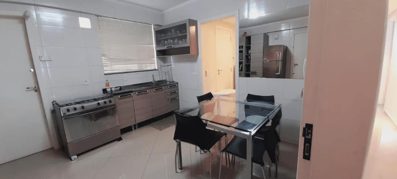 Lindo Apartamento No Coracao Da Cidade - Apartamento Inteiro Ou Seja Nao E Compartilhado Com Outras Pessoas - Perto De Tudo - 2 Quartos - Ar Condicionado - Churrasqueira - Cozinha Completa - 120 Metros Quadrados Ao Todo - Quartos Com 12 Metros Quadra ウニアン・ダ・ビトリア エクステリア 写真
